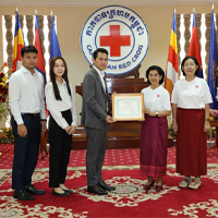 ធនាគារ PPCBankឧបត្ថម្ភថវិកា 1,000ដុល្លារ ជូនកាកបាទក្រហមកម្ពុជា